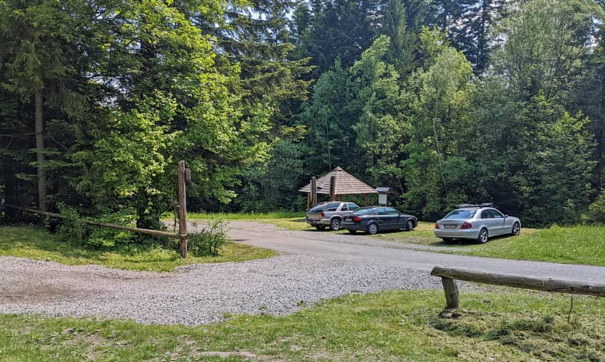 Korbielów, forest parking near the yellow trail to Hala Miziowa and Pilsko