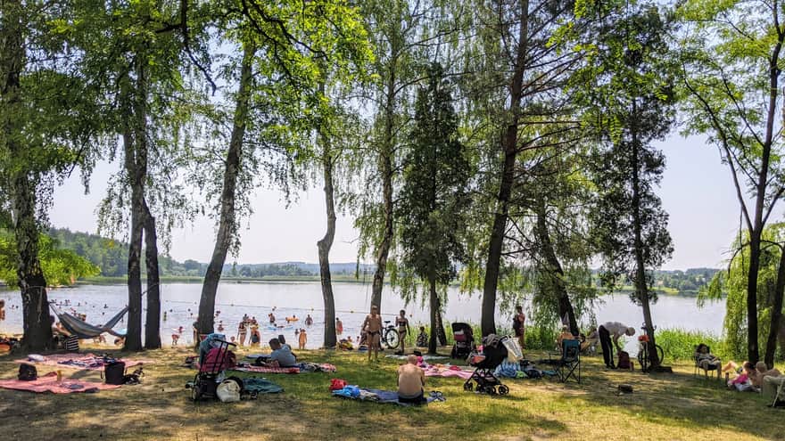 Chechło Reservoir in Trzebinia - shaded area