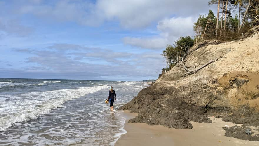 Z Ustki do Orzechowa plażą