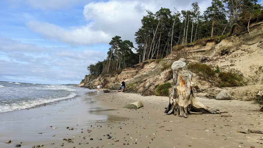 From Ustka to Orzechowo beach