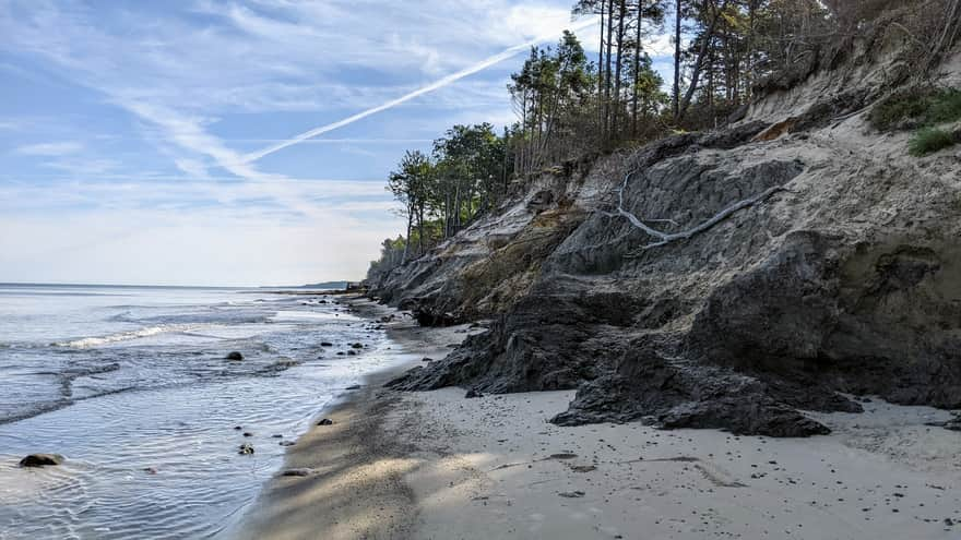 Z Ustki do Orzechowa plażą