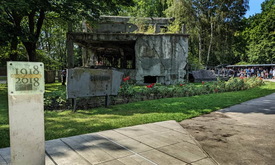 Westerplatte, ruiny koszarów