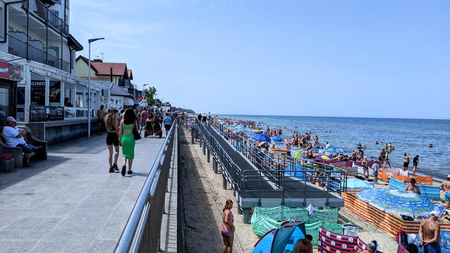 Promenada w Sarbinowie i zjazd dla wózków na plażę