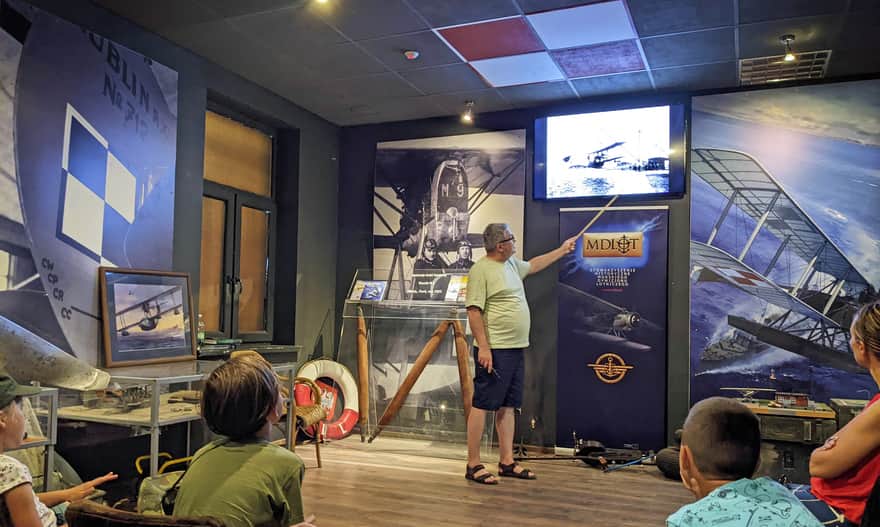 Muzeum Morskiego Dywizjonu Lotniczego i opowieść Pana Krzysztofa