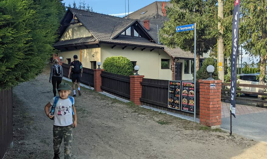 Blue trail to Skrzyczne from Lipowa - Turystyczna Street