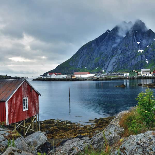 Rejsy wycieczkowe do Skandynawii – co można zorganizować na promie?