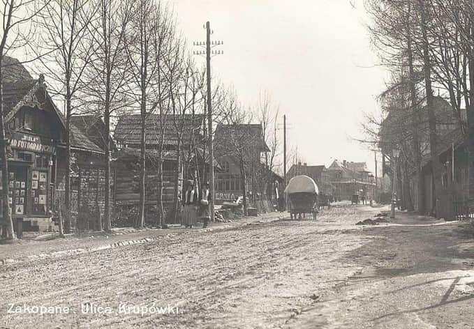 Krupówki Street around 1920. Photo archive: Tatra Museum