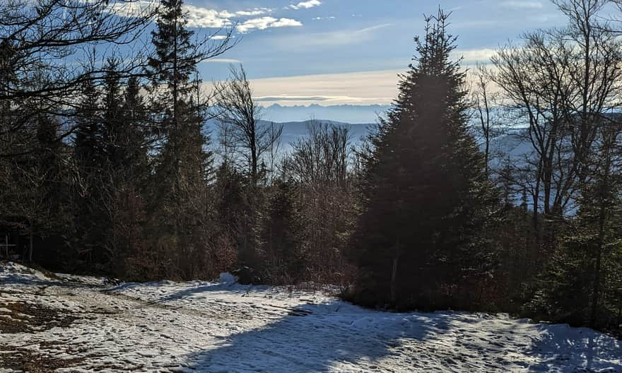 "Window" to the Tatra Mountains at the summit of Szczebel