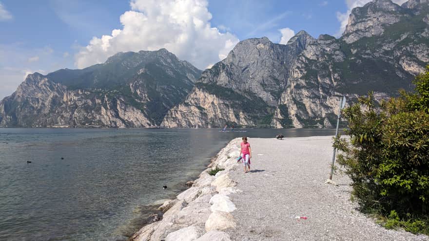 Torbole - rocky beach