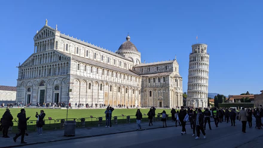 Square of Miracles, view of the Leaning Tower and the cathedral