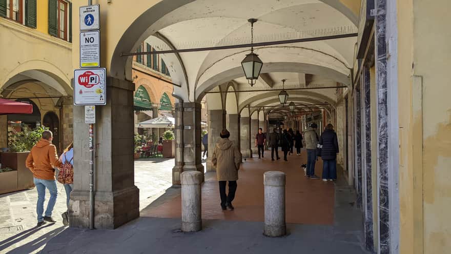 Borgo Stretto, Pisa
