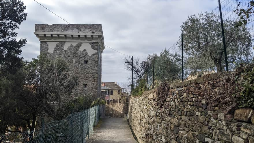 16th-century watchtower in the town of Anzo