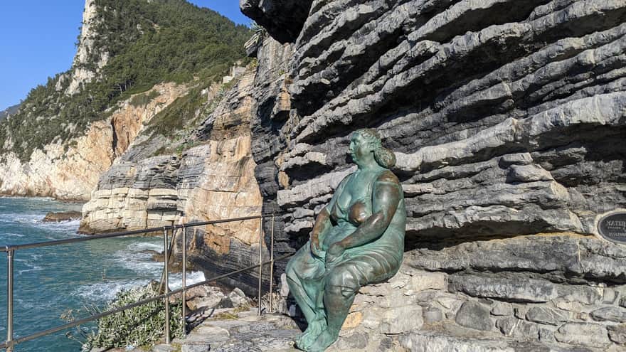 Statue of Mother Nature, Portovenere
