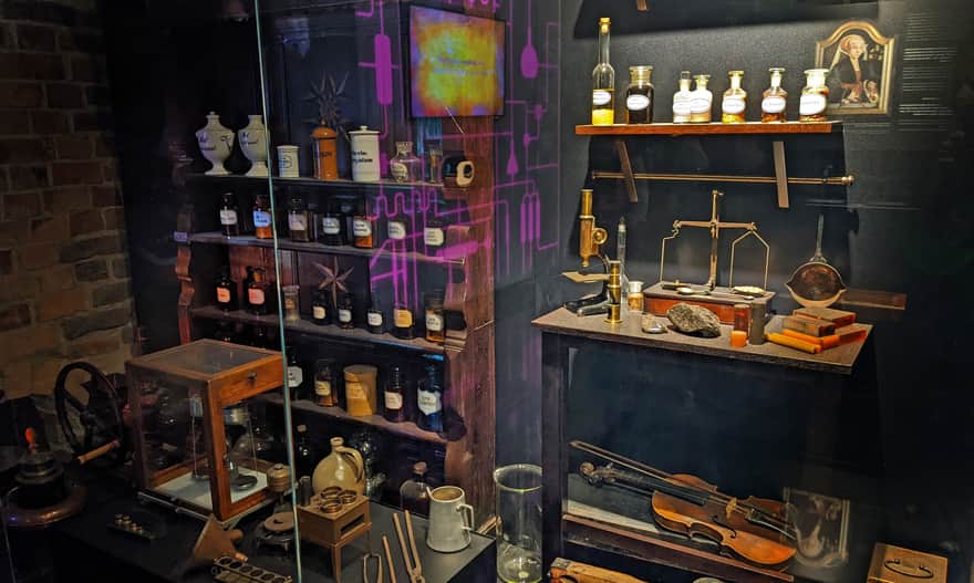 Amber Museum in Gdańsk - amber in the pharmacy