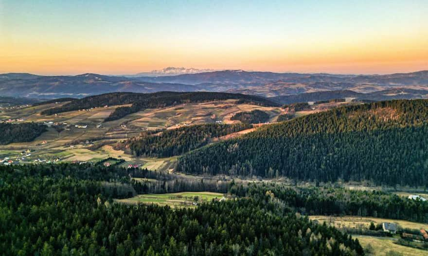 View from the viewpoint tower on Skiełek to the southwest, photo by the Łukowica Commune Office