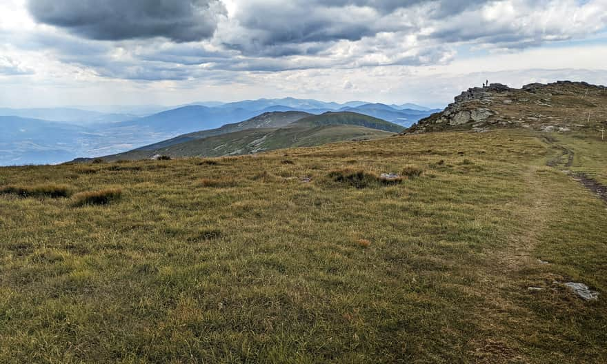 Widok z Kralovej Holi na Dolinę Górnego Hronu i Niżne Tatry