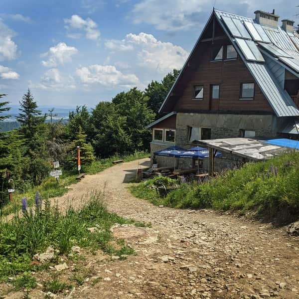 PTTK shelter near Jaworzyna Krynicka