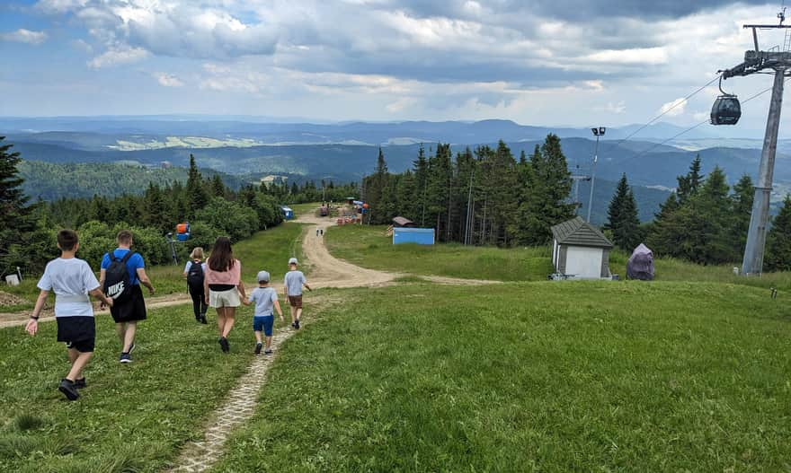 View from the summit of Jaworzyna Krynicka towards the southeast