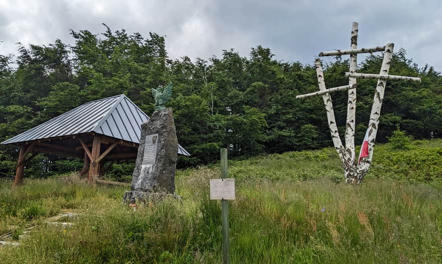 Monument to partisans and Fr. W.M. Gurgacz on Hala Łabowska