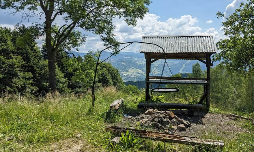 Polana Poczekaj - place for a bonfire