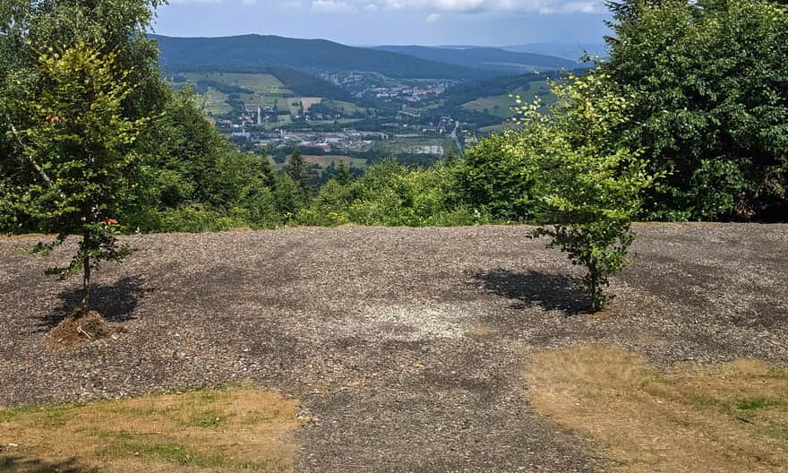 Viewpoint on Ustrzyki Dolne below the tower on Holiczka