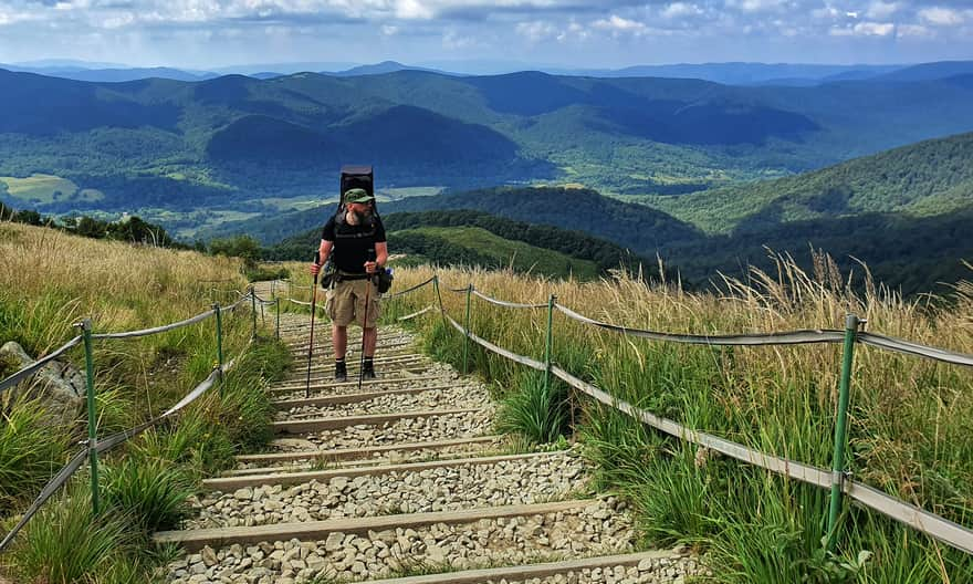 Blue trail from Wołosate to Tarnica. Photo by Anna and Wojciech Dąbrowscy