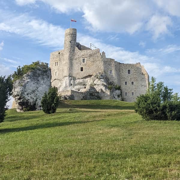 Zamek Mirów - zwiedzanie, historia i ciekawostki