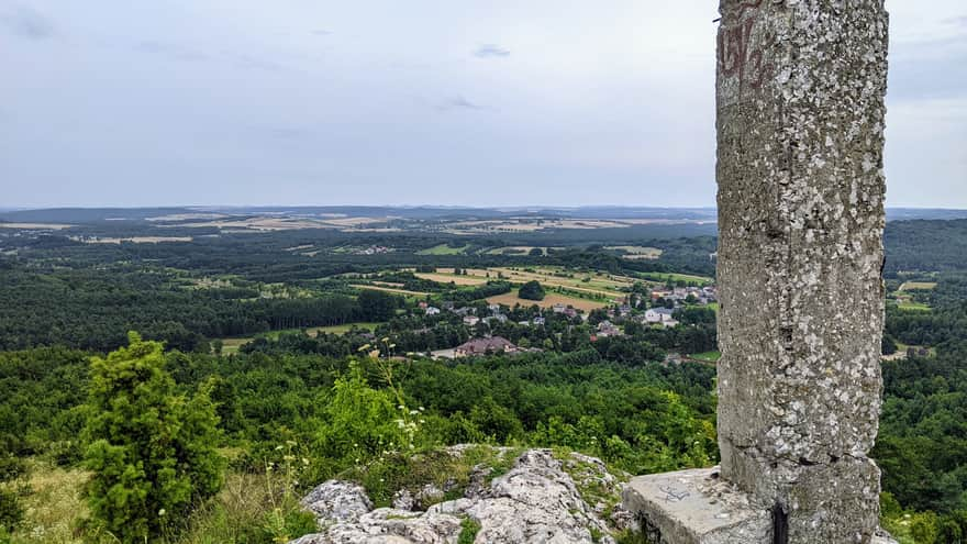 Widok z góry Zborów i punkt triangulacyjny 