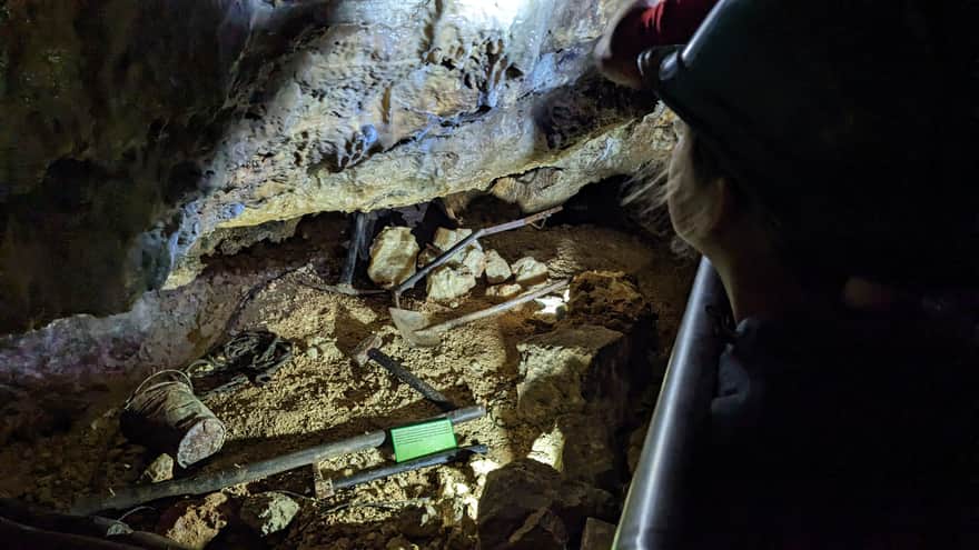 Deep Cave