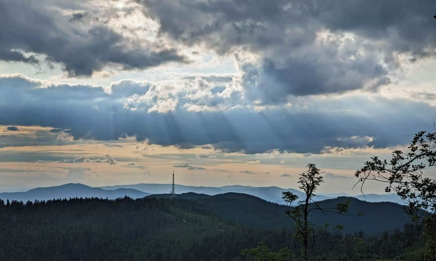 Distinctive TV mast near the shelter at Przehyba