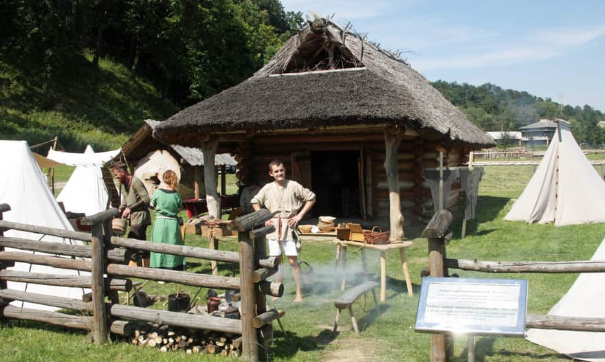 Karpacka Troja - dolny park archeologiczny