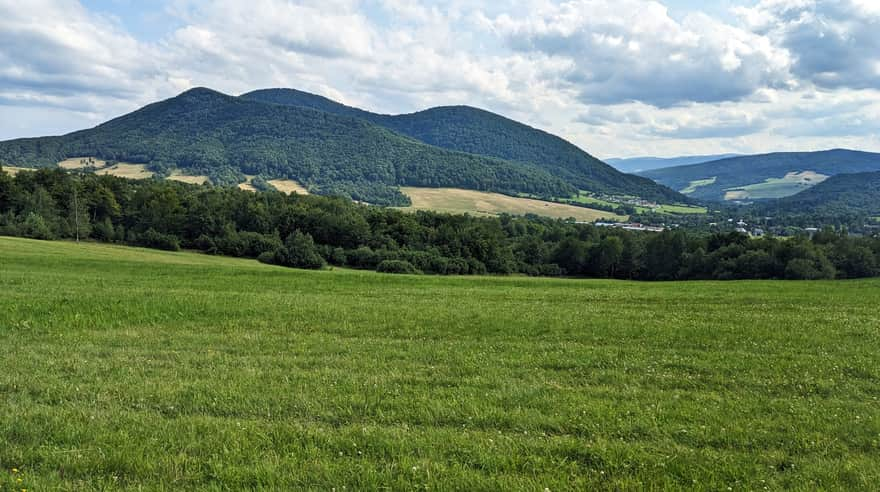 Busov (1002 m above sea level) seen from the clearing on the border trail under Jawor Mountain