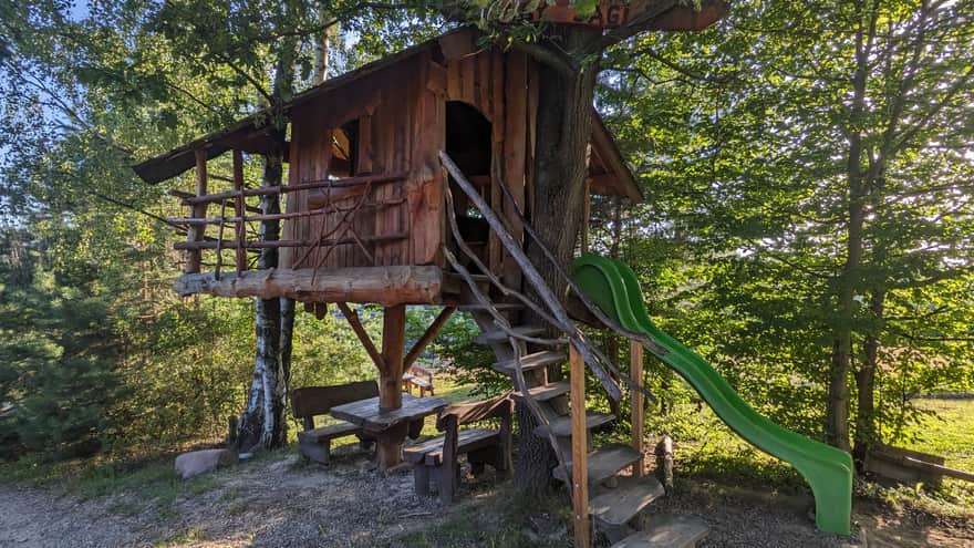 Lodge in Jamna - treehouse