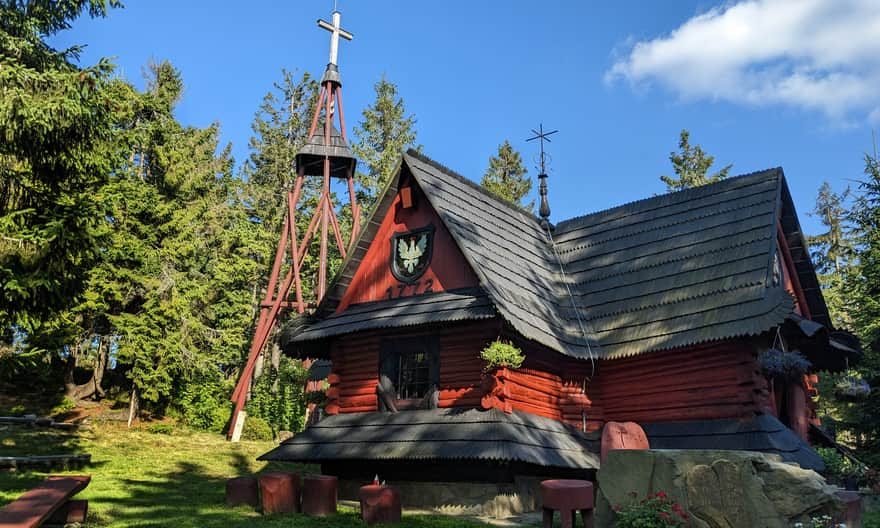 Kaplica Matki Bożej Leśnej Królowej Gorców na Polanie Rusnakowej