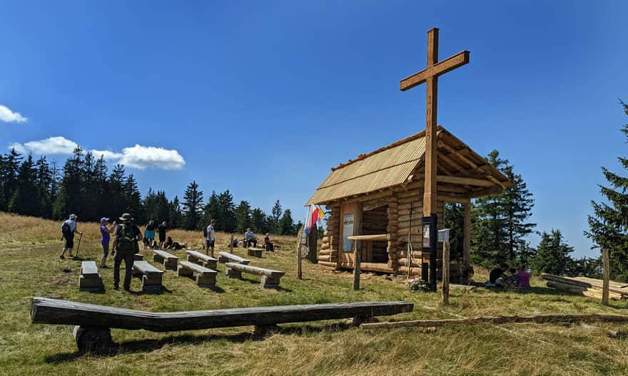 Szałasowy ołtarz na Hali Turbacz