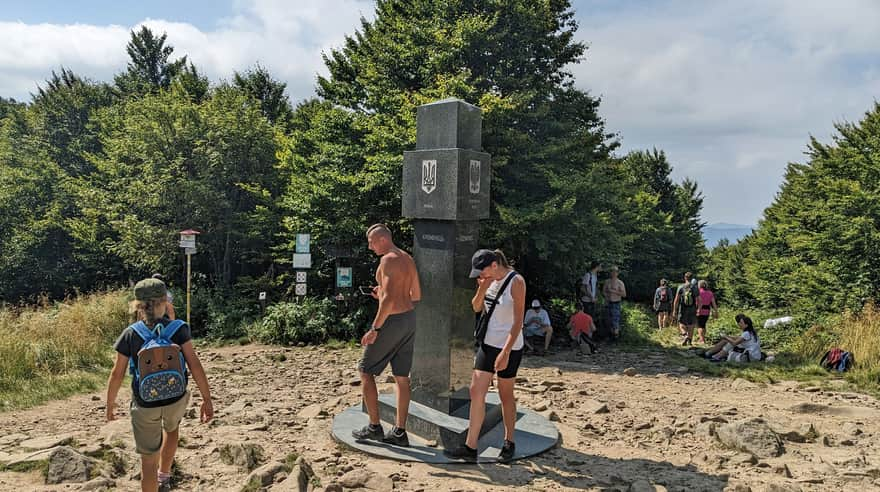 Krzemieniec / Kremenaros - border tripoint of Poland, Slovakia, and Ukraine