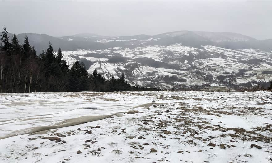 Viewpoint below the summit of Ciecień