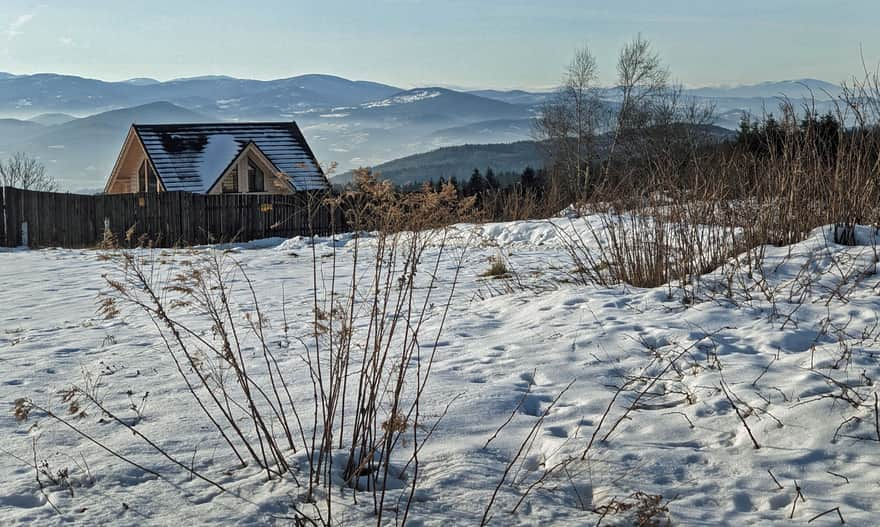 Widok z Koskowej Góry na zachód: Beskid Żywiecki i Śląski