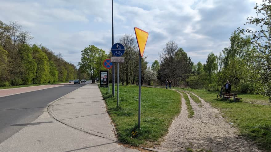 Pogoria III - route around the swimming area - section along Zakładowa street