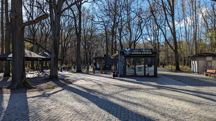 Zielona Park cafe and ice cream parlor