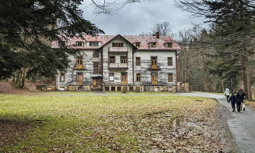 Neglected Villa "Leliwa" in Rymanów-Zdrój.