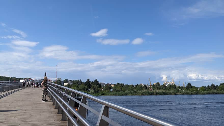 Bridge leading to Grodzka Island