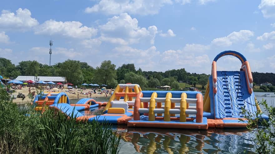 Bayer Park nad zalewem Kryspinów