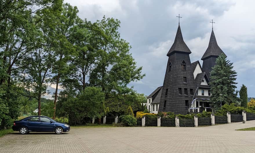 Church and parking in Rabka Zaryte