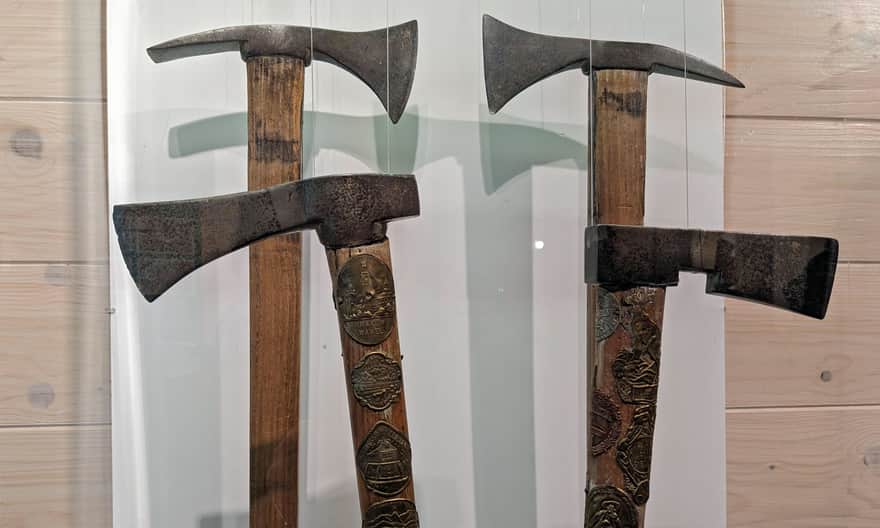 Exhibits in the Mountain Tourism Museum at Markowe Szczawiny