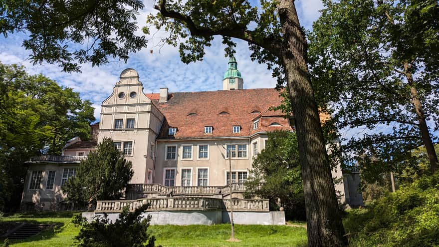 Nowy Zamek w Płotach - tarasy widoczne od strony parku