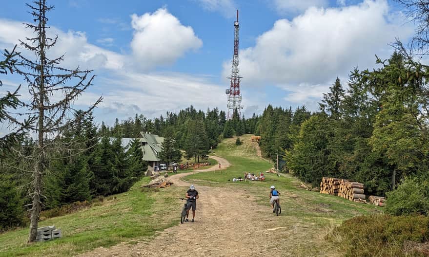 Schronisko PTTK na Przehybie, Beskid Sądecki