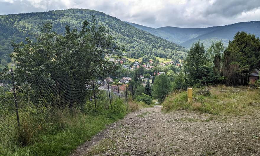 Start of the Red Trail from Bystra to Kozia Góra - view of the Białka Valley