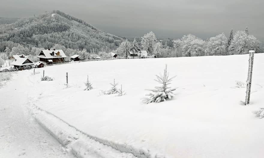 Stożek Mały settlement at the foot of Stożek Wielki
