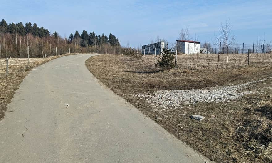 Niebieski szlak z Przełęczy Sanguszki do Lasu Groby